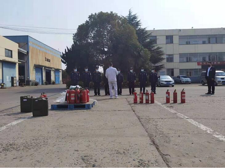 獵鷹保安公司積極組織，開展消防實戰(zhàn)演練，防患于未“燃”
