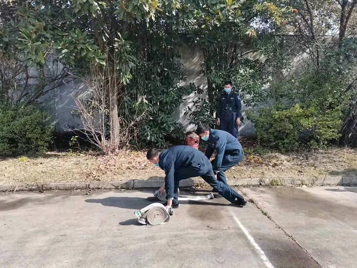 大型活動(dòng)的時(shí)候，保安人員一般會(huì)制定這樣的應(yīng)對(duì)措施的！